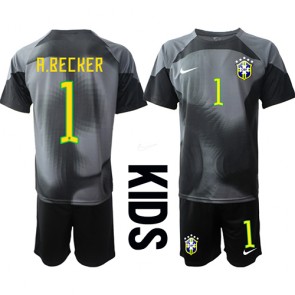 Brasilien Alisson Becker #1 Målmand Hjemmebanesæt Børn VM 2022 Kort ærmer (+ korte bukser)